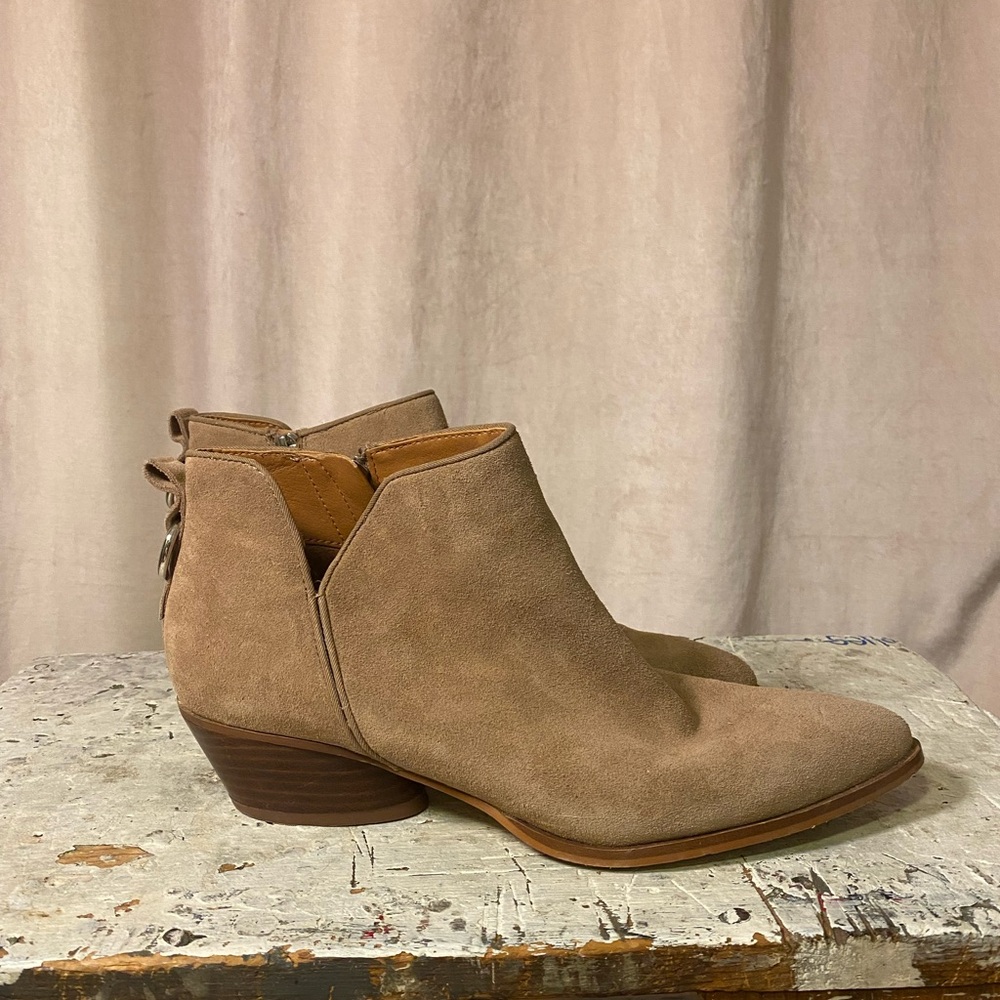 Tan Suede Ankle Western Boots with Stacked Heel